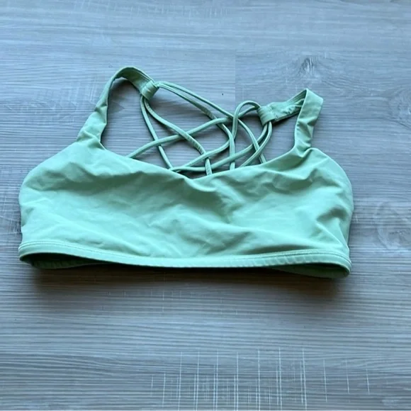 Lululemon athletica Free to Be Bra 10 - Picture 4 of 8